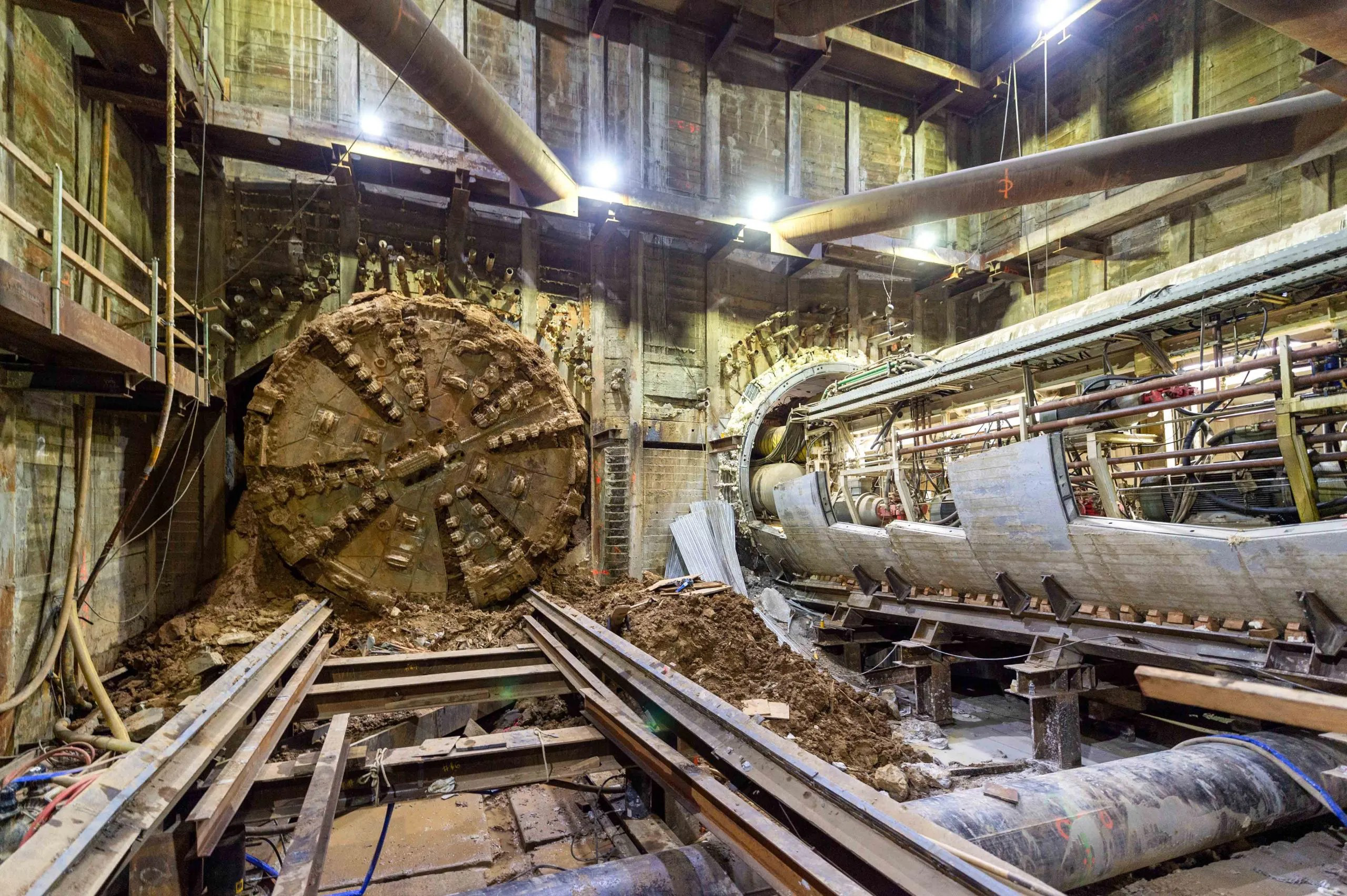 Photo of an underground tunnel under construction.