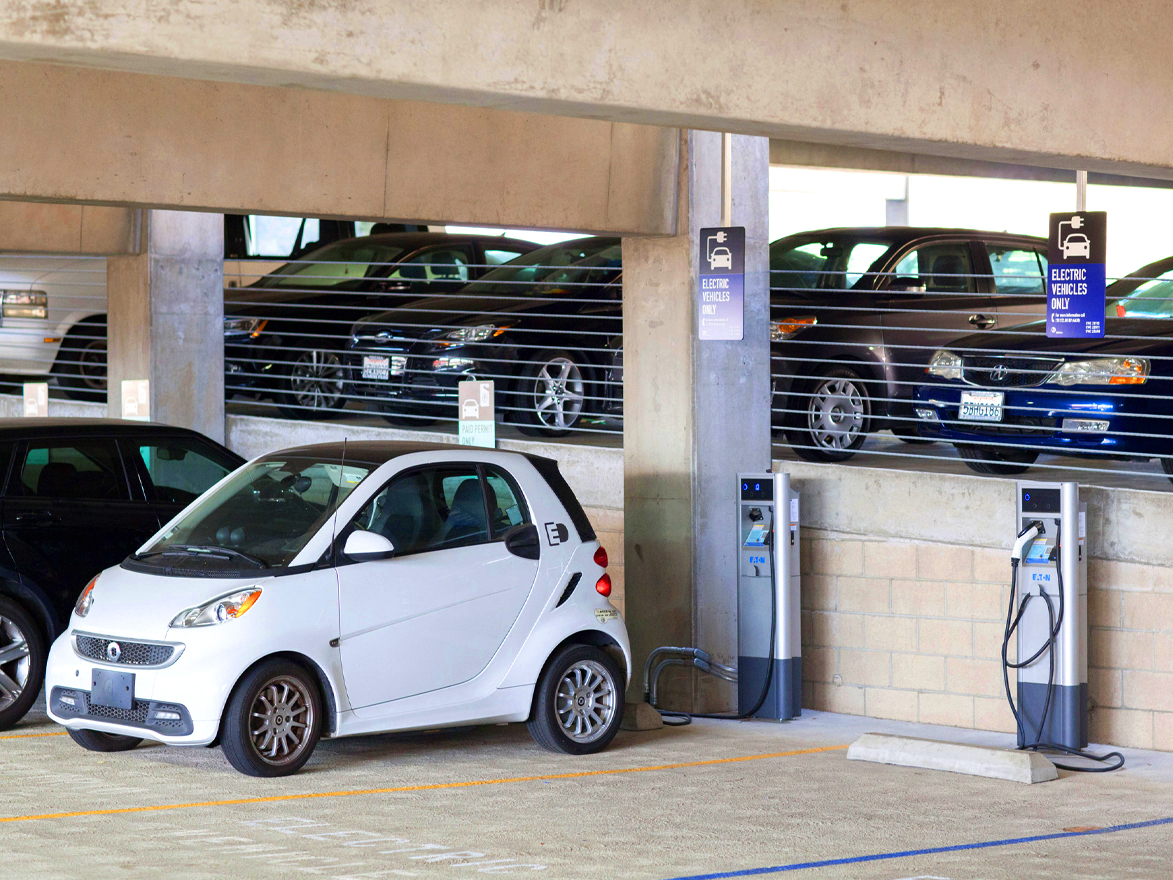 Metro NR Vehicle Procurement